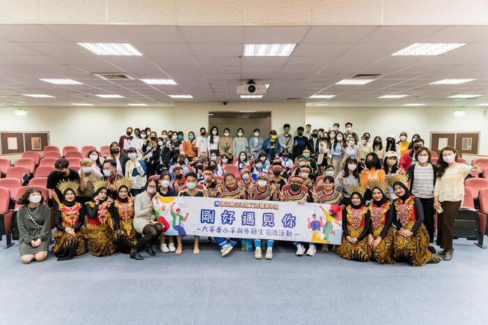 Cultural exchanges between foreign students and Taitung Guanshan Industry and Commerce 2022.12.03Image