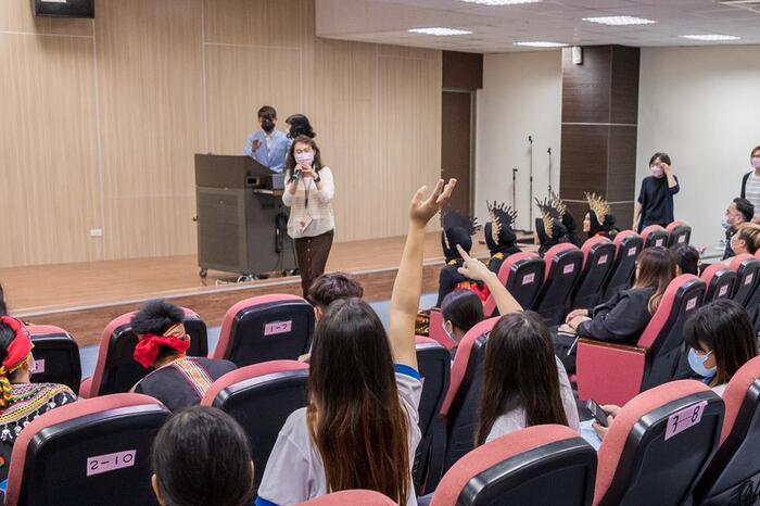Cultural exchanges between foreign students and Taitung Guanshan Industry and Commerce 2022.12.03Image