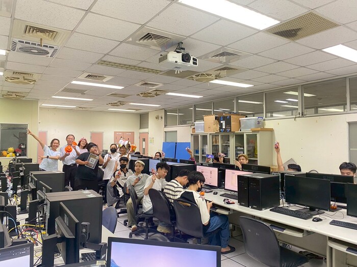 資工三甲同學圖片